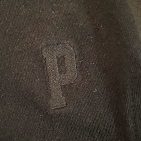 VS PINK Open Shoulder Black Logo Long Sleeve Top - Picture 2 of 6